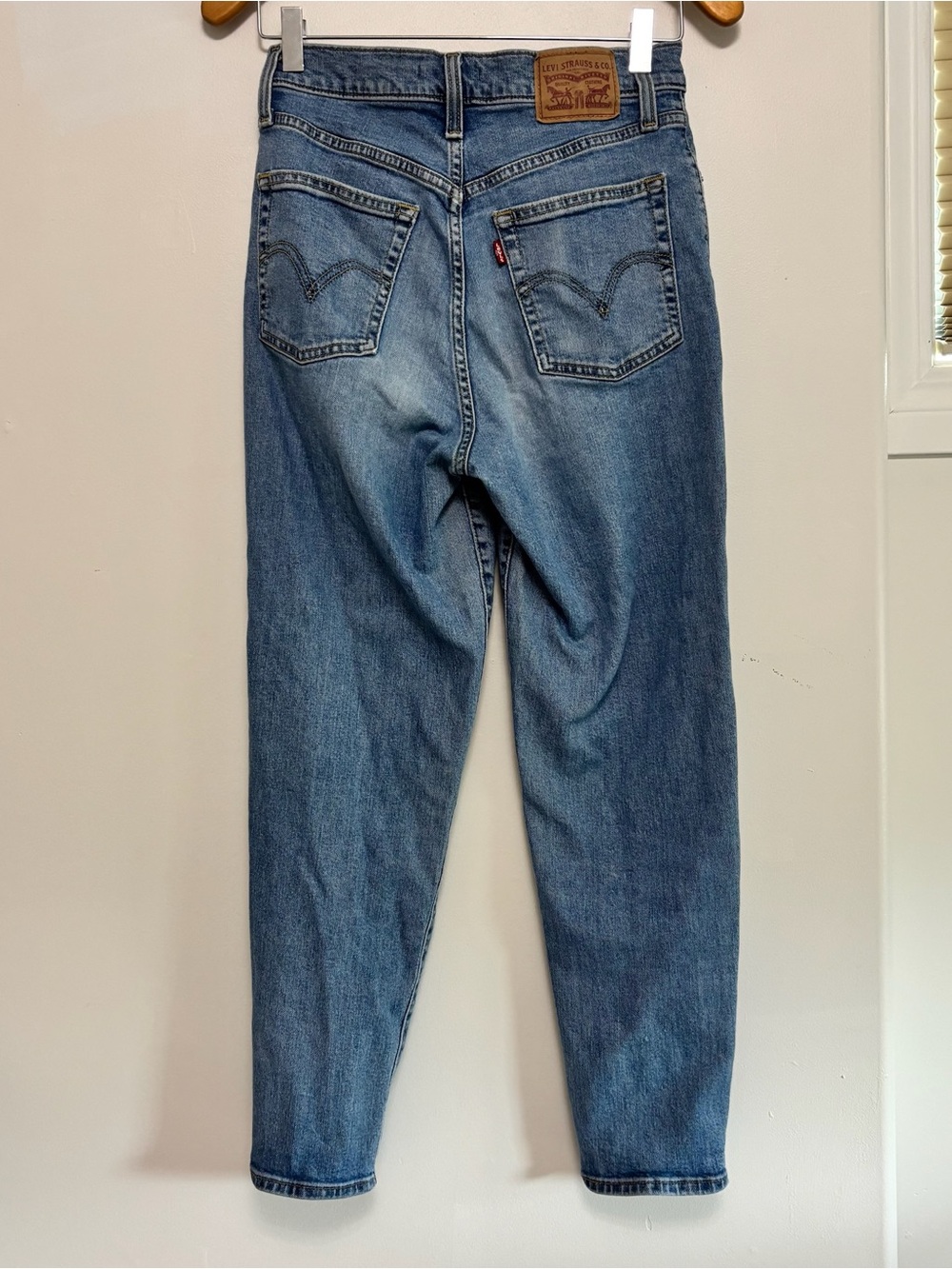 Levi's Women's Straight Leg Jeans - Blue - Picture 3 of 4